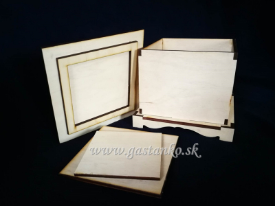 Elegantná dóza na podstavci väčšia