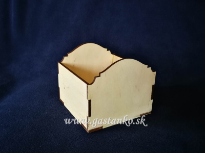 Starý domček so strieškou