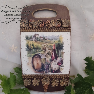 RP Víno - dve scény s vínom a vinicou