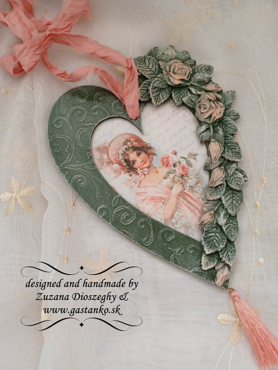 Rámček srdiečko 20cm